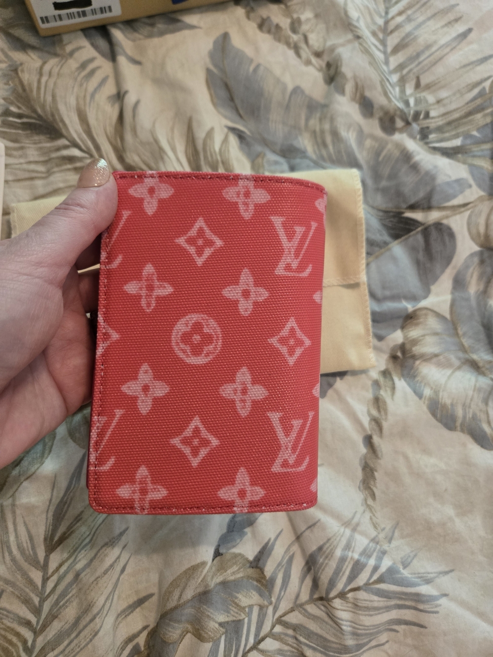 💖 LV Pink Passport Holder Monogram NWT - Picture 10 of 16